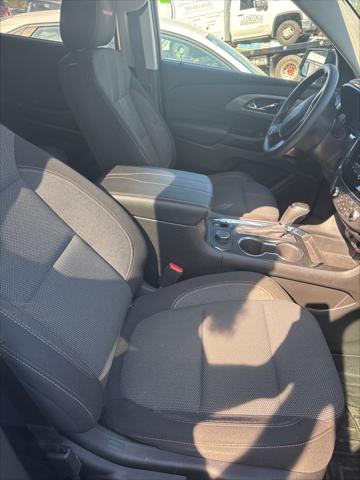 2020 Chevrolet Traverse AWD LS