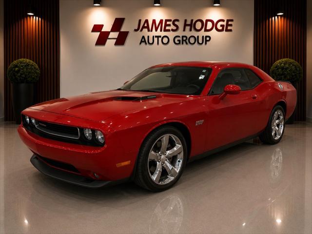 2012 Dodge Challenger R/T's photo