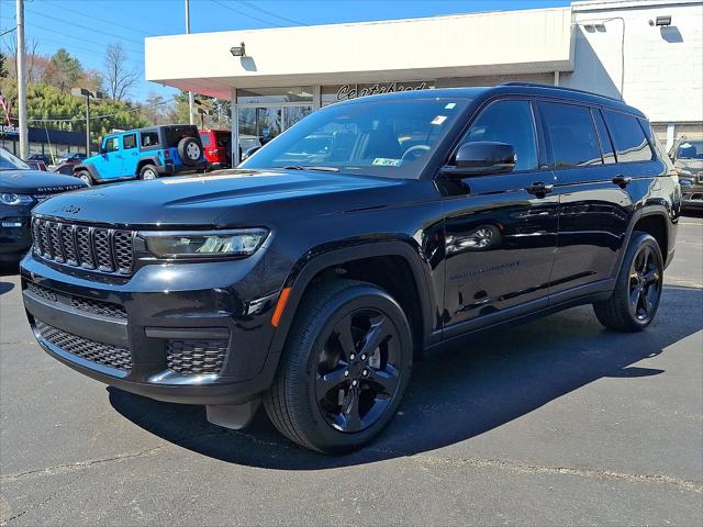 2023 Jeep Grand Cherokee L Altitude 4x4 2023 Jeep Grand Cherokee L Altitude 4x4