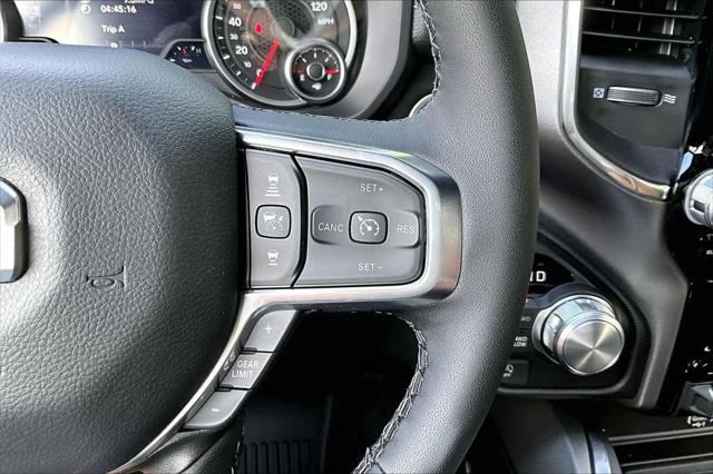 New 2026 Diamond Black Crystal Pearl-Coat Exterior Paint RAM LARAMIE image 27