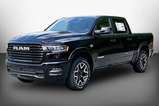 New 2026 Diamond Black Crystal Pearl-Coat Exterior Paint RAM LARAMIE image 4