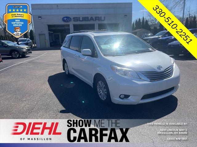 2015 Toyota Sienna XLE 8 Passenger