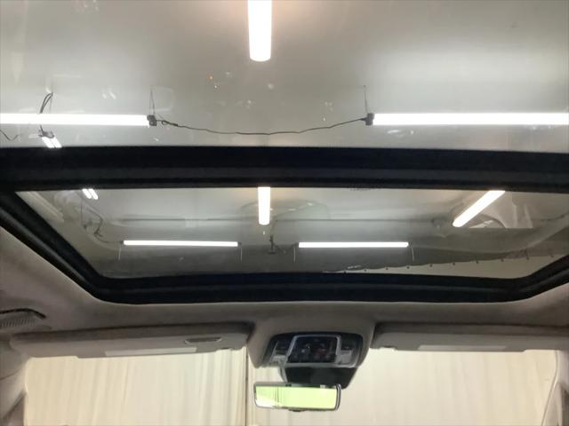 2026 Ram 1500 Tungsten Crew Cab 4x4 5'7" Box