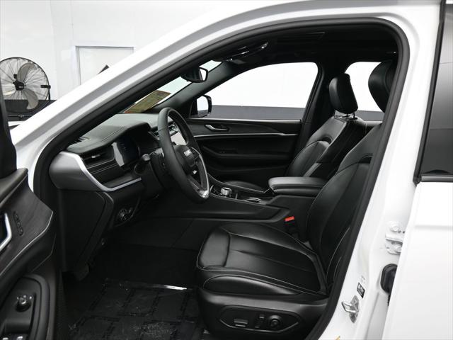 2024 Jeep Grand Cherokee Limited 4x2
