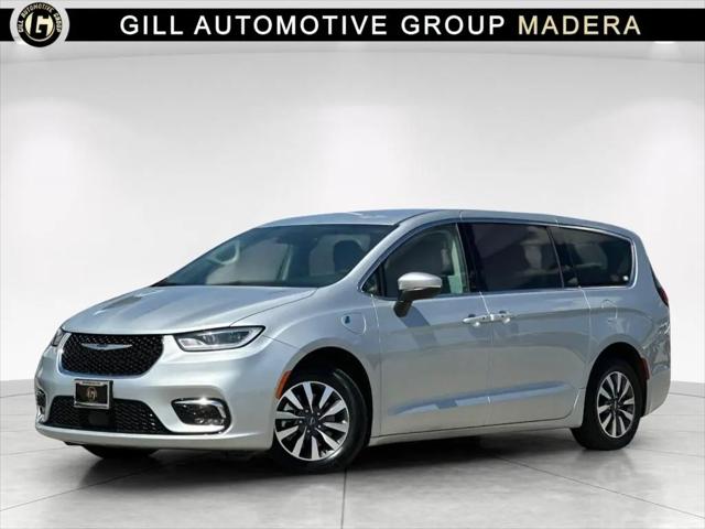 2023 Chrysler Pacifica Hybrid Touring L for sale in MADERA, CA