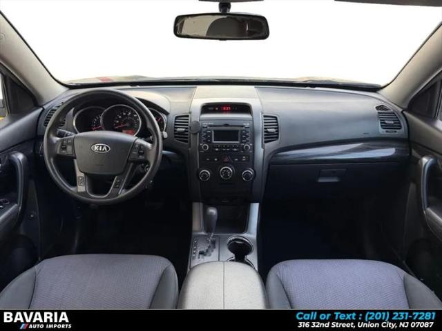 2012 Kia Sorento LX