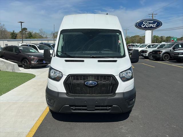 2022 Ford Transit-250 Cargo Van 