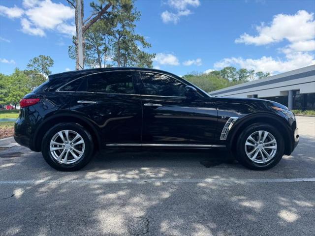2017 INFINITI QX70 3.7