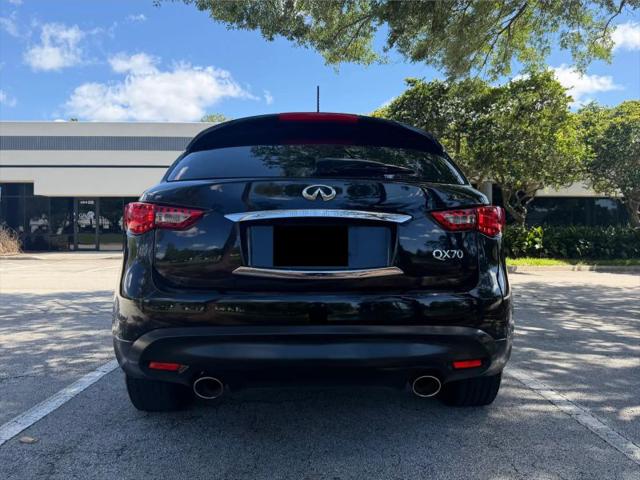 2017 INFINITI QX70 3.7