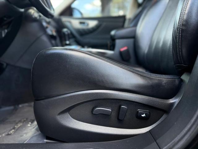 2017 INFINITI QX70 3.7