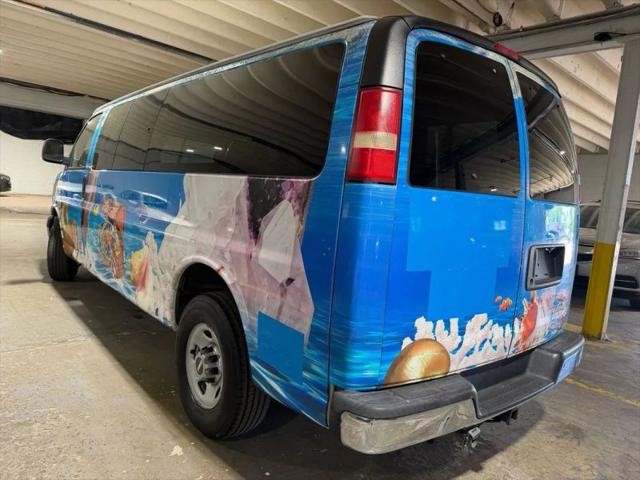 2010 GMC Savana 3500 LT