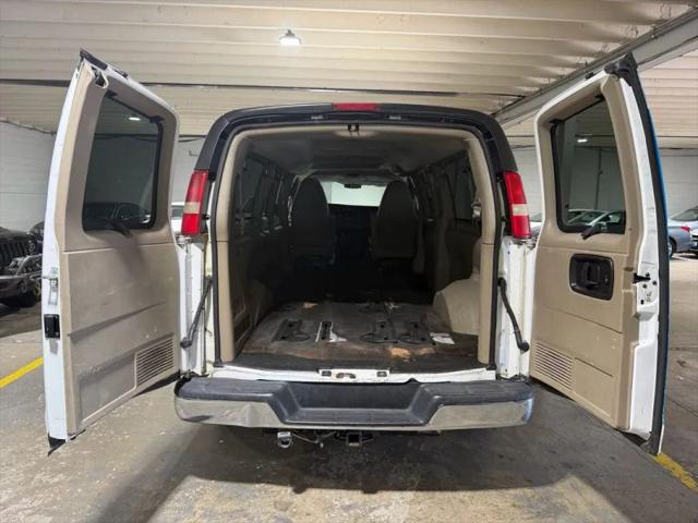 2010 GMC Savana 3500 LT