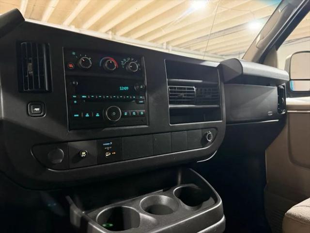 2010 GMC Savana 3500 LT