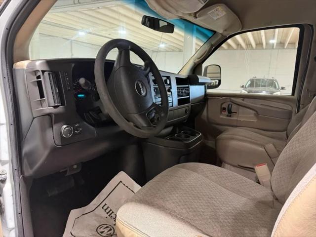 2010 GMC Savana 3500 LT