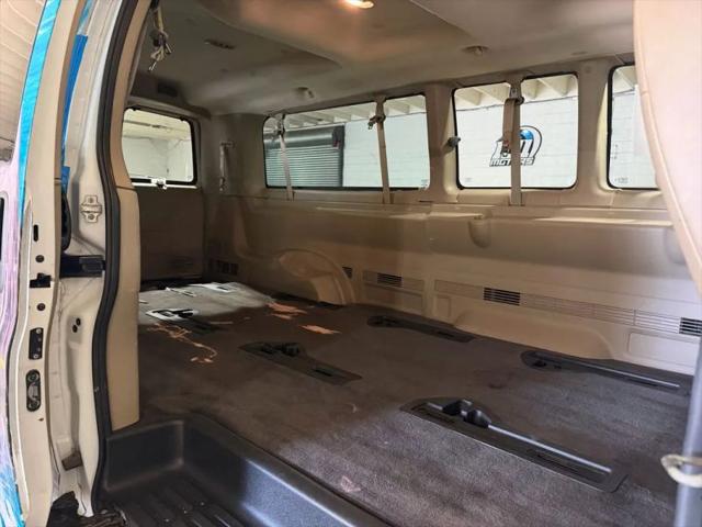 2010 GMC Savana 3500 LT