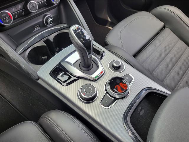 2026 Alfa Romeo Stelvio Base
