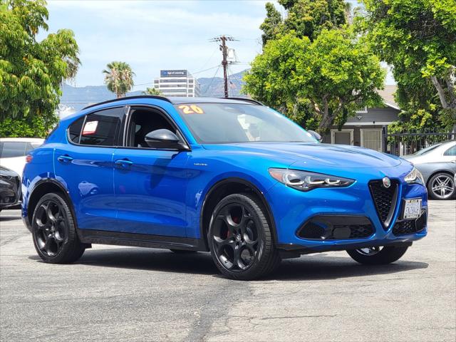 2026 Alfa Romeo Stelvio Base