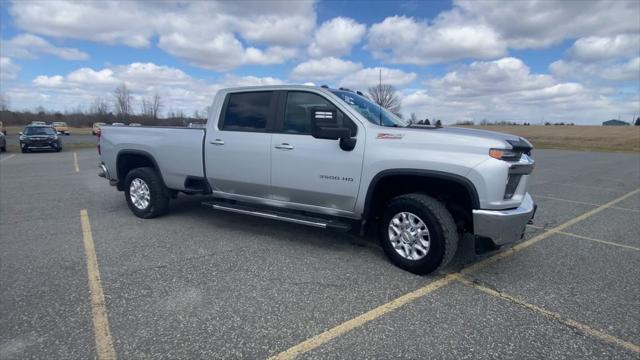 2022 Chevrolet Silverado 3500HD 4WD Crew Cab Long Bed LT