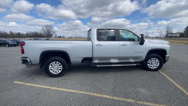 2022 Chevrolet Silverado 3500HD 4WD Crew Cab Long Bed LT