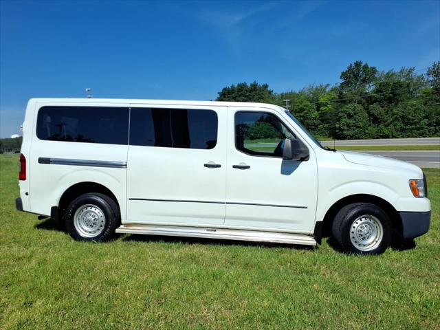 2017 Nissan 3500 S V6