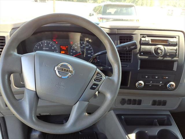 2017 Nissan 3500 S V6