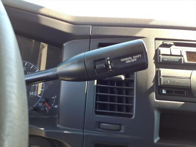 2017 Nissan 3500 S V6