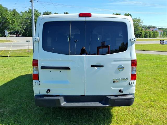 2017 Nissan 3500 S V6