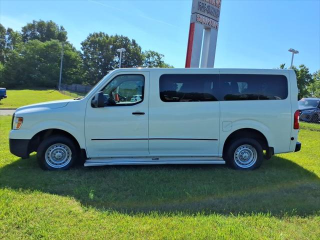 2017 Nissan 3500 S V6