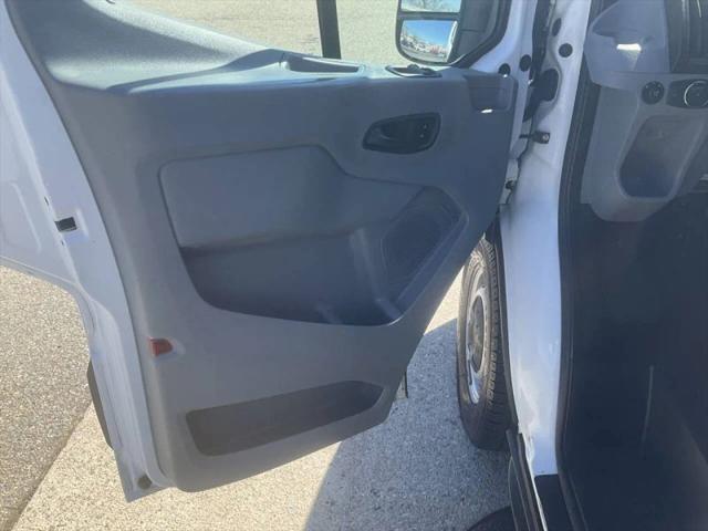 2018 Ford Transit w/Sliding Side Door w/LWB