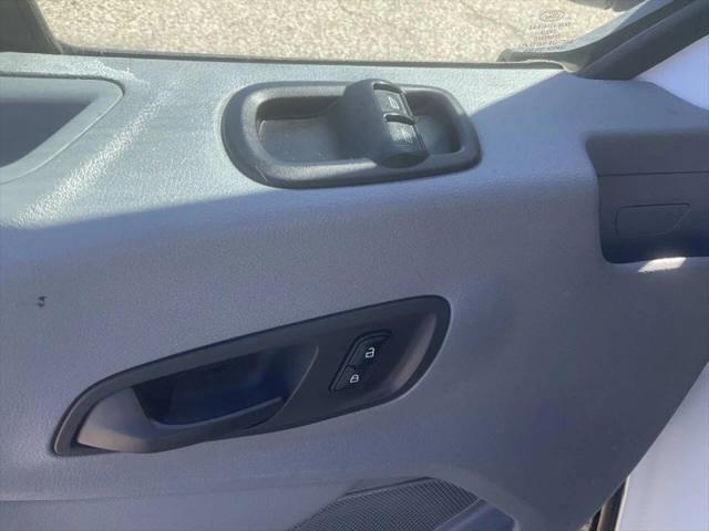 2018 Ford Transit w/Sliding Side Door w/LWB