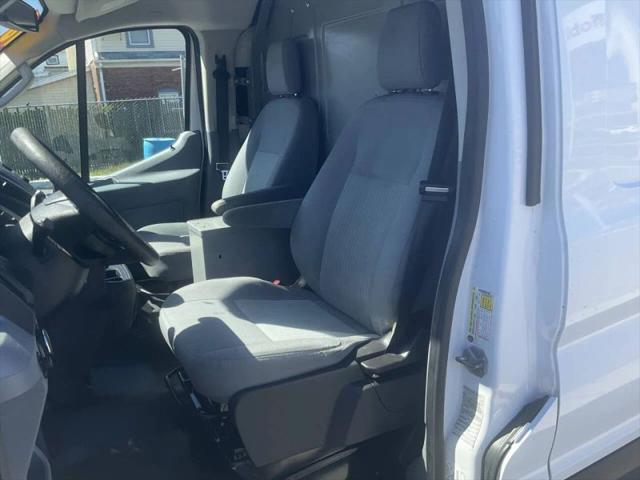 2018 Ford Transit w/Sliding Side Door w/LWB