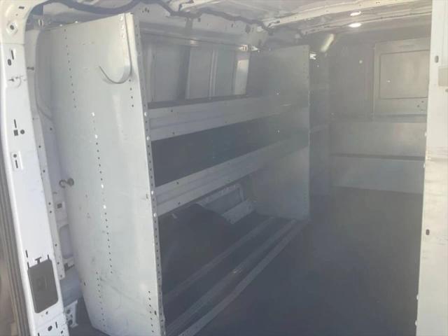 2018 Ford Transit w/Sliding Side Door w/LWB