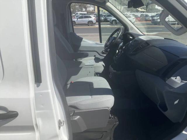 2018 Ford Transit w/Sliding Side Door w/LWB