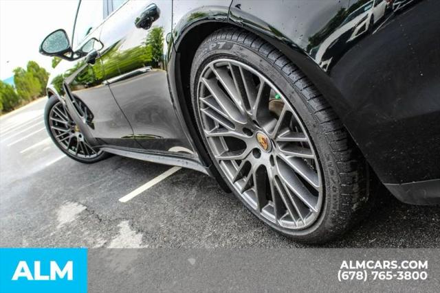 2023 Porsche Panamera 4 Platinum Edition