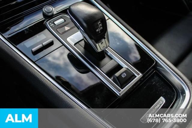 2023 Porsche Panamera 4 Platinum Edition