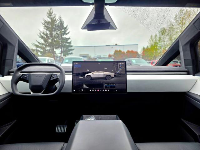 2024 Tesla Cybertruck Cyberbeast