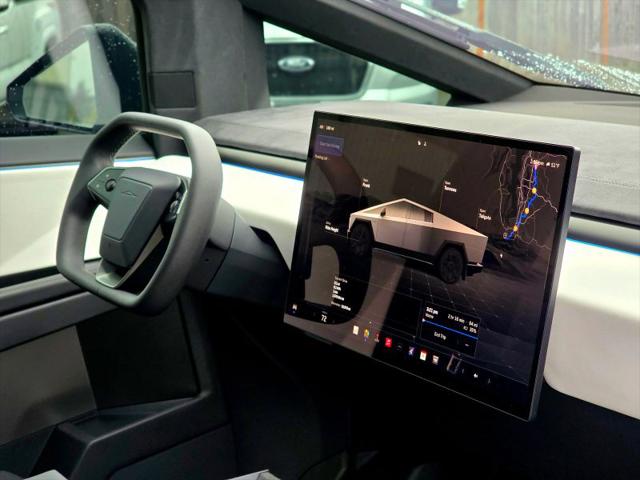 2024 Tesla Cybertruck Cyberbeast