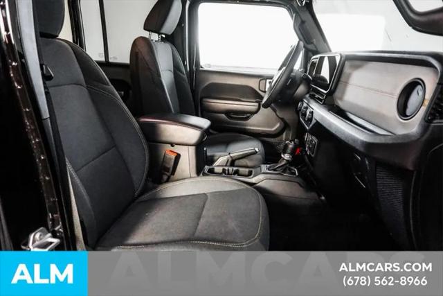 2025 Jeep Wrangler 4-Door Summit 4x4