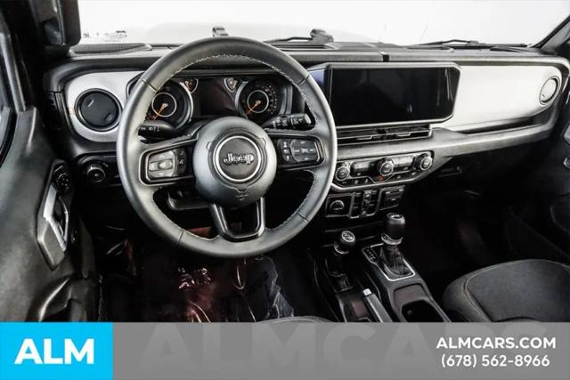 2025 Jeep Wrangler 4-Door Summit 4x4