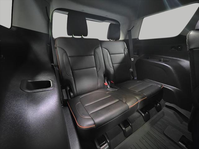 2023 GMC Acadia AWD AT4