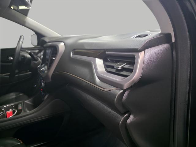 2023 GMC Acadia AWD AT4