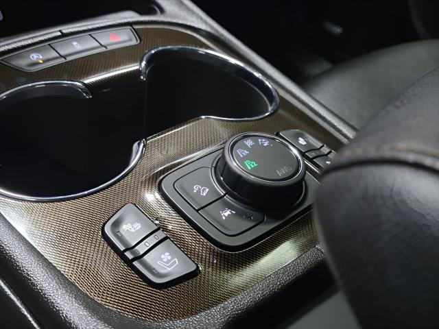 2023 GMC Acadia AWD AT4