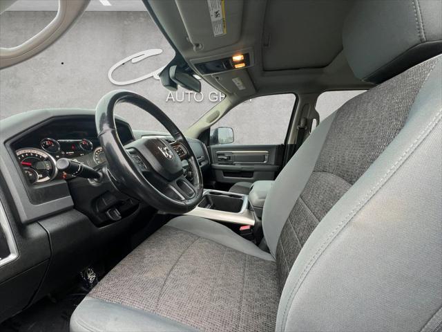 2017 Ram 1500 Big Horn Crew Cab 4x4 5'7" Box