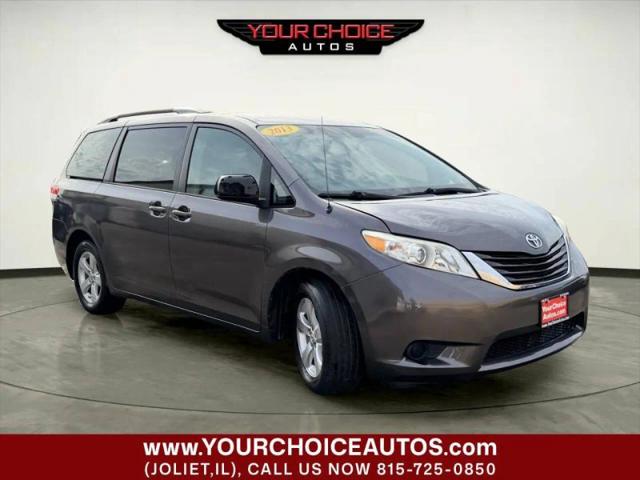 2013 Toyota Sienna LE V6 8 Passenger