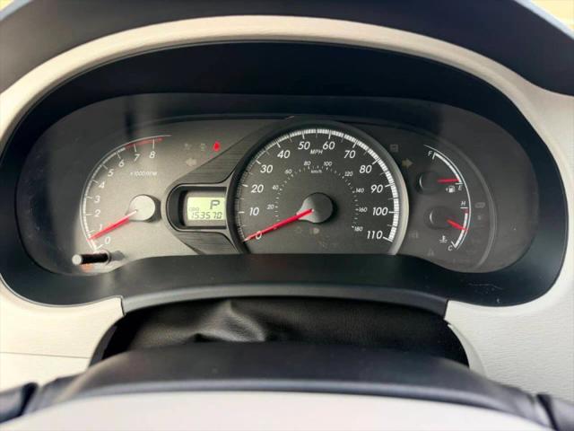 2013 Toyota Sienna LE V6 8 Passenger