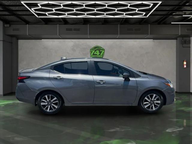 2021 Nissan Versa SV Xtronic CVT