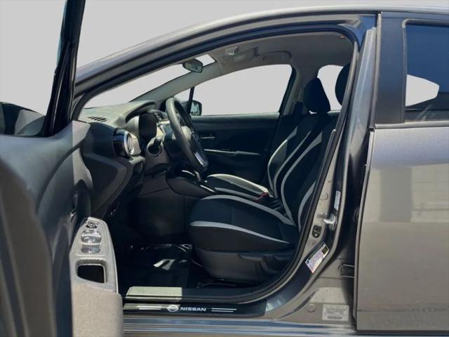 2021 Nissan Versa SV Xtronic CVT
