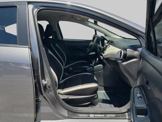 2021 Nissan Versa SV Xtronic CVT