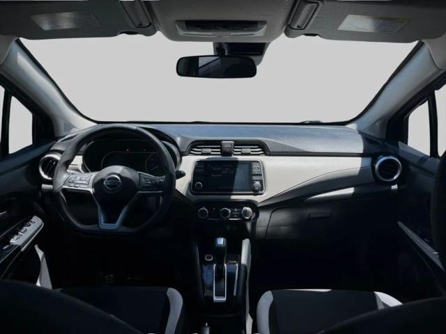 2021 Nissan Versa SV Xtronic CVT