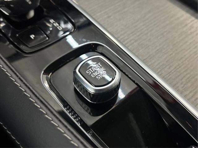 2023 Volvo XC90 B6 Ultimate 7-Seater
